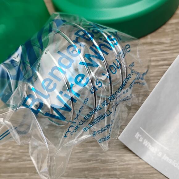 Blender Bottle 28oz NEW Nature's Sunshine Green - Picture 6 of 7